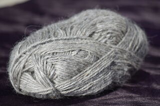 8 Ply Yarn 50g Balls x10